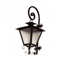 Aplique de pared con pescante y farol sevillano