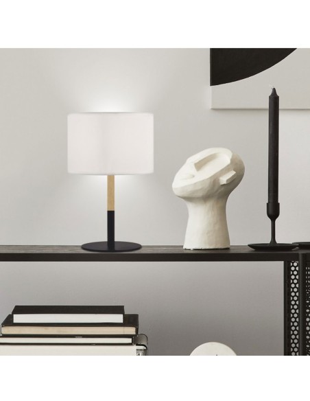 Lámpara de sobremesa negro con madera
