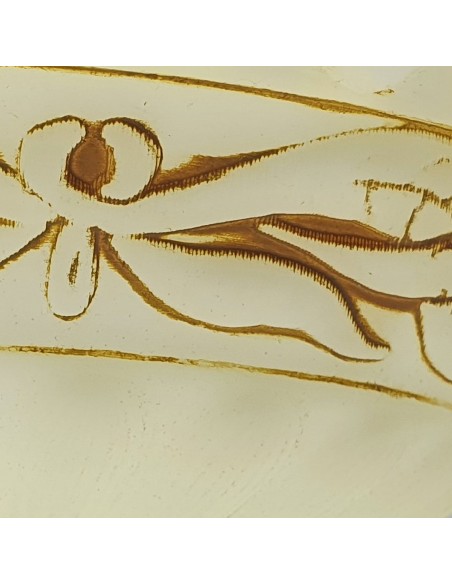 Lámpara de forja económica.