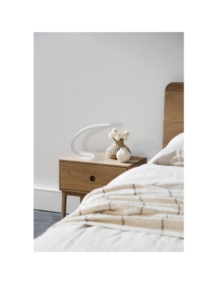 Sobremesa dormitorio diseño blanco