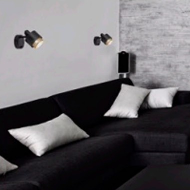 Foco negro y oro con interruptor