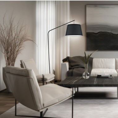 Lámpara de suelo negra con pantalla negra