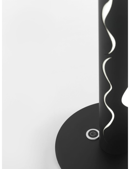 Pie Salón Negro con Corte a Laser