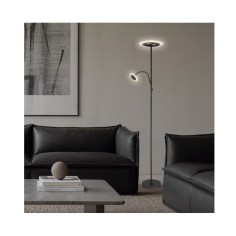 Lámpara de pie de salón negra con mando