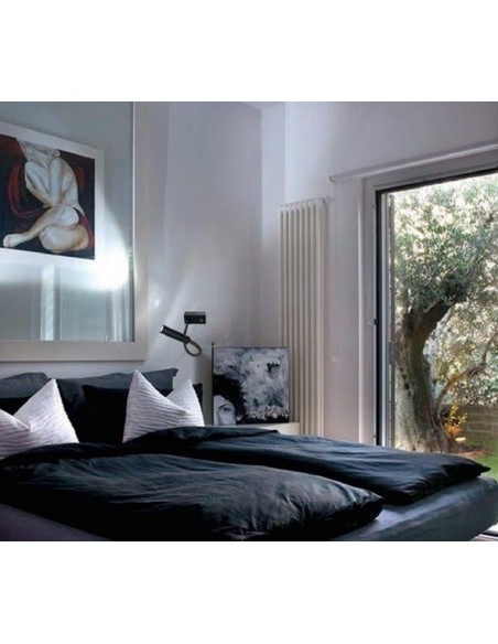 Aplique con Brazo Flexible e Interruptor en la base